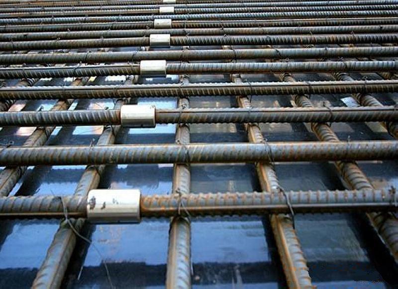 大石桥为什么建楼房时，要在钢筋上加一排小圆环？原来作用这么大